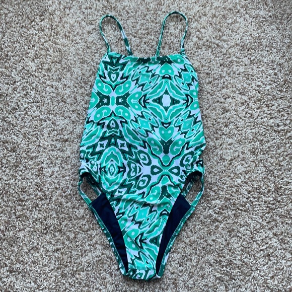 Jolyn Clothing Other - Jolyn Nico Tie-Back Onesie Joy